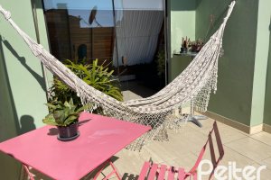 Casa em Condomínio à venda com 209m², 4 dormitórios, 1 suíte, 4 vagas, no bairro Tristeza em Porto Alegre