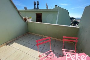 Casa em Condomínio à venda com 209m², 4 dormitórios, 1 suíte, 4 vagas, no bairro Tristeza em Porto Alegre