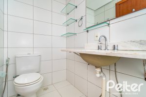 Apartamento à venda com 82m², 3 dormitórios, 1 suíte, 2 vagas, no bairro Tristeza em PORTO ALEGRE
