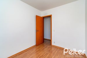 Apartamento à venda com 82m², 3 dormitórios, 1 suíte, 2 vagas, no bairro Tristeza em PORTO ALEGRE