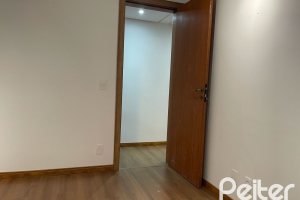 Apartamento à venda com 82m², 3 dormitórios, 1 suíte, 2 vagas, no bairro Tristeza em PORTO ALEGRE
