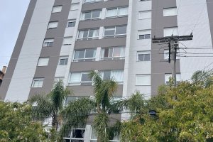 Apartamento à venda com 82m², 3 dormitórios, 1 suíte, 2 vagas, no bairro Tristeza em PORTO ALEGRE