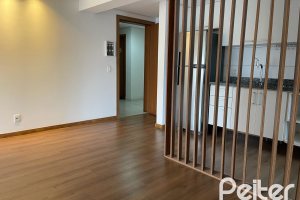 Apartamento à venda com 82m², 3 dormitórios, 1 suíte, 2 vagas, no bairro Tristeza em PORTO ALEGRE