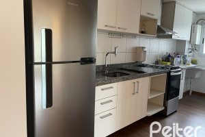 Apartamento à venda com 82m², 3 dormitórios, 1 suíte, 2 vagas, no bairro Tristeza em PORTO ALEGRE