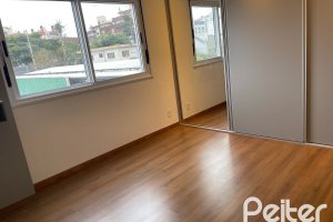 Apartamento à venda com 82m², 3 dormitórios, 1 suíte, 2 vagas, no bairro Tristeza em PORTO ALEGRE