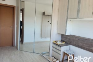 Apartamento à venda com 61m², 2 dormitórios, 1 suíte, 1 vaga, no bairro Tristeza em PORTO ALEGRE