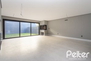 Casa à venda com 177m², 3 dormitórios, 3 suítes, 4 vagas, no bairro Tristeza em Porto Alegre