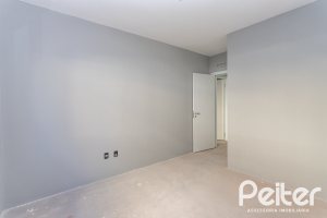 Casa à venda com 177m², 3 dormitórios, 3 suítes, 4 vagas, no bairro Tristeza em Porto Alegre