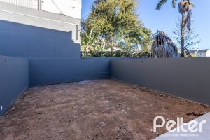 Casa à venda com 177m², 3 dormitórios, 3 suítes, 4 vagas, no bairro Tristeza em Porto Alegre