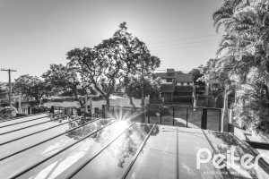 Casa à venda com 177m², 3 dormitórios, 3 suítes, 4 vagas, no bairro Tristeza em Porto Alegre