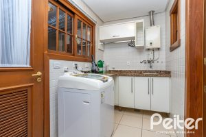 Casa em Condomínio à venda com 384m², 3 dormitórios, 3 suítes, 4 vagas, no bairro Terra Ville em PORTO ALEGRE