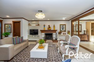 Casa em Condomínio à venda com 384m², 3 dormitórios, 3 suítes, 4 vagas, no bairro Terra Ville em PORTO ALEGRE