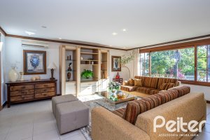 Casa em Condomínio à venda com 384m², 3 dormitórios, 3 suítes, 4 vagas, no bairro Terra Ville em PORTO ALEGRE