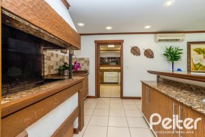 Casa em Condomínio à venda com 384m², 3 dormitórios, 3 suítes, 4 vagas, no bairro Terra Ville em PORTO ALEGRE