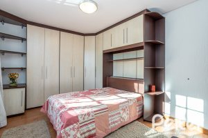 Casa em Condomínio à venda com 384m², 3 dormitórios, 3 suítes, 4 vagas, no bairro Terra Ville em PORTO ALEGRE