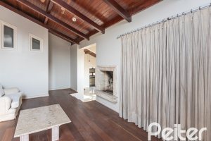 Casa em Condomínio à venda com 450m², 3 dormitórios, 1 suíte, 6 vagas, no bairro Cavalhada em PORTO ALEGRE