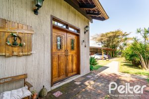 Sítio à venda com 210m², 3 dormitórios, 3 suítes, 3 vagas, no bairro Ponta Grossa em Porto Alegre