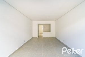 Casa à venda com 210m², 3 dormitórios, 2 suítes, 2 vagas, no bairro Jardim Isabel em Porto Alegre