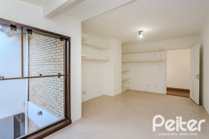 Casa em Condomínio à venda com 545m², 3 dormitórios, 3 suítes, 6 vagas, no bairro Cavalhada em PORTO ALEGRE