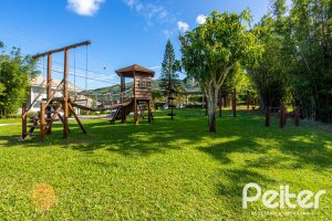 Casa em Condomínio à venda com 400m², 3 dormitórios, 1 suíte, 5 vagas, no bairro Campo Novo em Porto Alegre