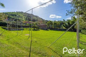 Casa em Condomínio à venda com 400m², 3 dormitórios, 1 suíte, 5 vagas, no bairro Campo Novo em Porto Alegre