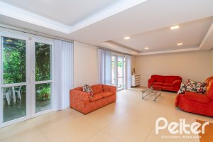 Casa em Condomínio à venda com 400m², 3 dormitórios, 1 suíte, 5 vagas, no bairro Campo Novo em Porto Alegre