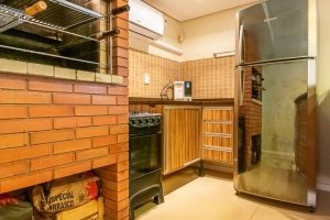 Casa em Condomínio à venda com 400m², 3 dormitórios, 1 suíte, 5 vagas, no bairro Campo Novo em Porto Alegre