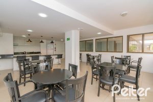 Apartamento à venda com 70m², 2 dormitórios, 1 suíte, 1 vaga, no bairro Menino Deus em Porto Alegre