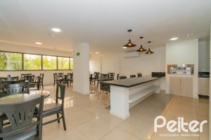 Apartamento à venda com 70m², 2 dormitórios, 1 suíte, 1 vaga, no bairro Menino Deus em Porto Alegre