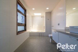  à venda, no bairro  em 