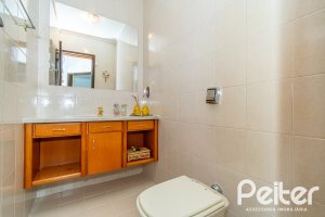 Cobertura à venda com 302m², 3 dormitórios, 1 suíte, 2 vagas, no bairro Tristeza em Porto Alegre