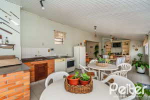 Cobertura à venda com 302m², 3 dormitórios, 1 suíte, 2 vagas, no bairro Tristeza em Porto Alegre