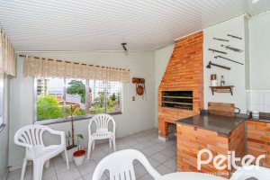 Cobertura à venda com 302m², 3 dormitórios, 1 suíte, 2 vagas, no bairro Tristeza em Porto Alegre