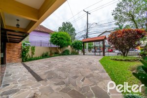 Cobertura à venda com 302m², 3 dormitórios, 1 suíte, 2 vagas, no bairro Tristeza em Porto Alegre