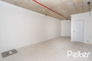 Comercial à venda com 158m², 3 vagas, no bairro Cristal em Porto Alegre