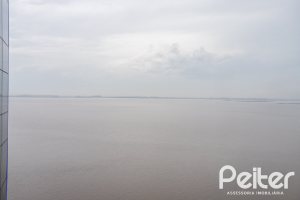 Comercial à venda com 158m², 3 vagas, no bairro Cristal em Porto Alegre