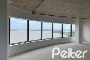 Comercial à venda com 158m², 3 vagas, no bairro Cristal em Porto Alegre