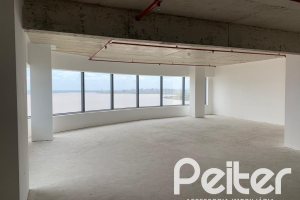 Comercial à venda com 158m², 3 vagas, no bairro Cristal em Porto Alegre