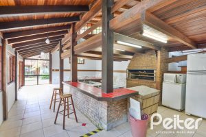 Casa em Condomínio à venda com 220m², 3 dormitórios, 1 suíte, 3 vagas, no bairro Ipanema em Porto Alegre