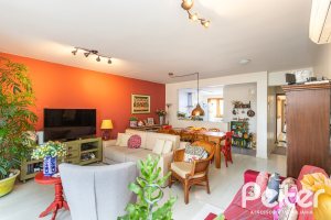 Apartamento à venda com 125m², 3 dormitórios, 1 suíte, 2 vagas, no bairro Tristeza em Porto Alegre