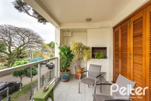 Apartamento à venda com 125m², 3 dormitórios, 1 suíte, 2 vagas, no bairro Tristeza em Porto Alegre