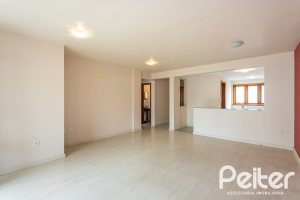 Apartamento à venda com 122m², 3 dormitórios, 1 suíte, 2 vagas, no bairro Tristeza em Porto Alegre