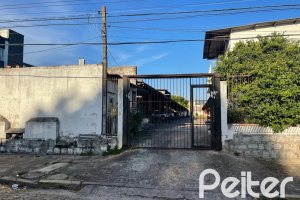 Terreno à venda com 1075m², no bairro Camaquã em Porto Alegre