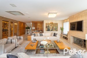 Casa em Condomínio à venda com 587m², 4 dormitórios, 4 suítes, 6 vagas, no bairro Terra Ville em PORTO ALEGRE
