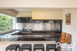 Casa em Condomínio à venda com 587m², 4 dormitórios, 4 suítes, 6 vagas, no bairro Terra Ville em PORTO ALEGRE