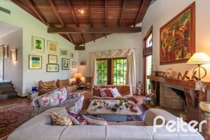 Casa em Condomínio à venda com 388m², 3 dormitórios, 2 suítes, 6 vagas, no bairro Cavalhada em PORTO ALEGRE