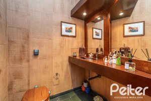 Casa em Condomínio à venda com 388m², 3 dormitórios, 2 suítes, 6 vagas, no bairro Cavalhada em PORTO ALEGRE