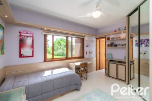 Casa em Condomínio à venda com 388m², 3 dormitórios, 2 suítes, 6 vagas, no bairro Cavalhada em PORTO ALEGRE