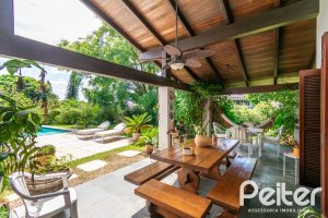 Casa em Condomínio à venda com 388m², 3 dormitórios, 2 suítes, 6 vagas, no bairro Cavalhada em PORTO ALEGRE