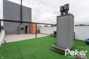 Cobertura à venda com 189m², 3 dormitórios, 1 suíte, 2 vagas, no bairro Tristeza em Porto Alegre